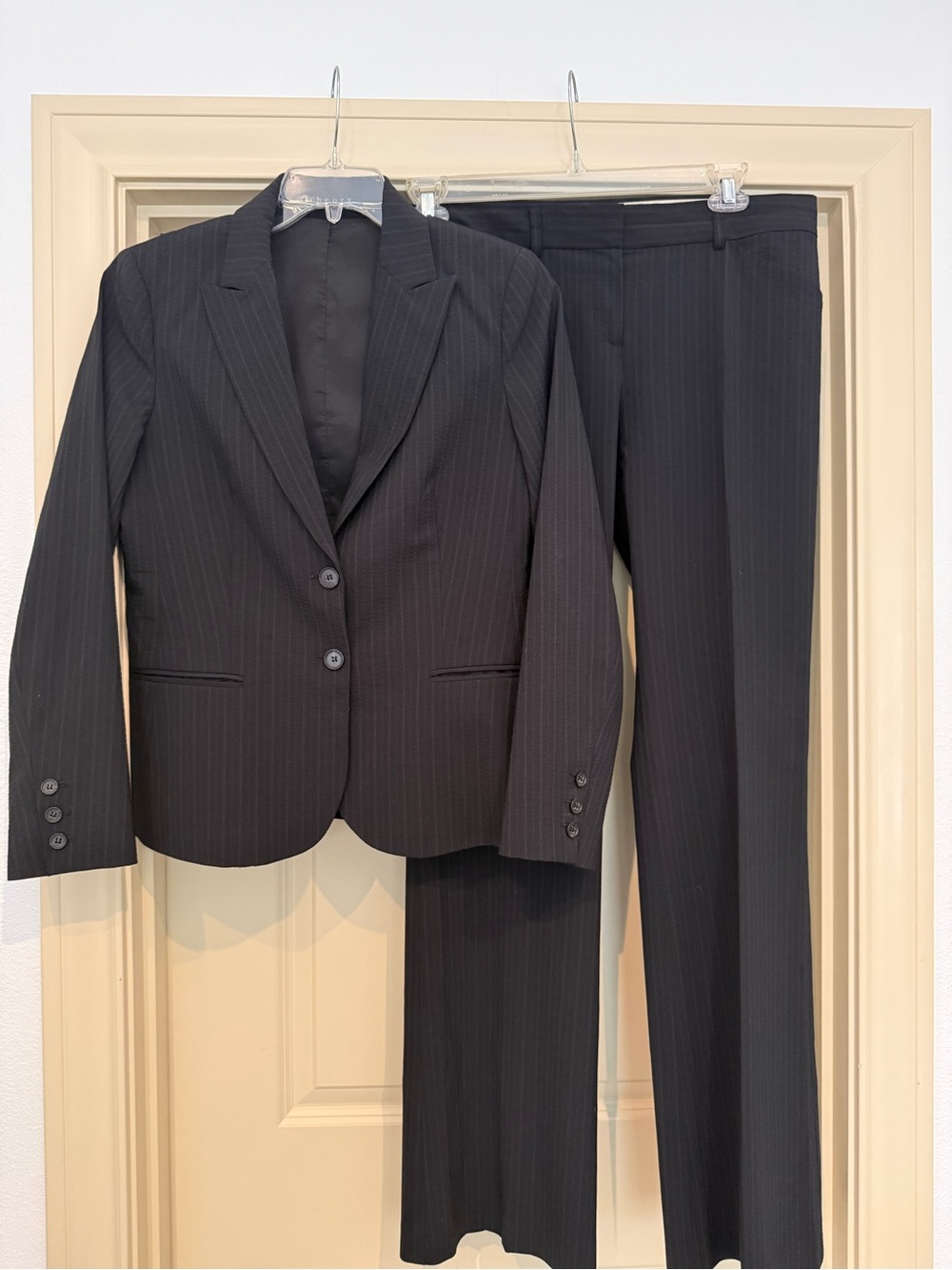 Theory women’s Black/navy Pinstripe Tailored Blazer and Trouser Set